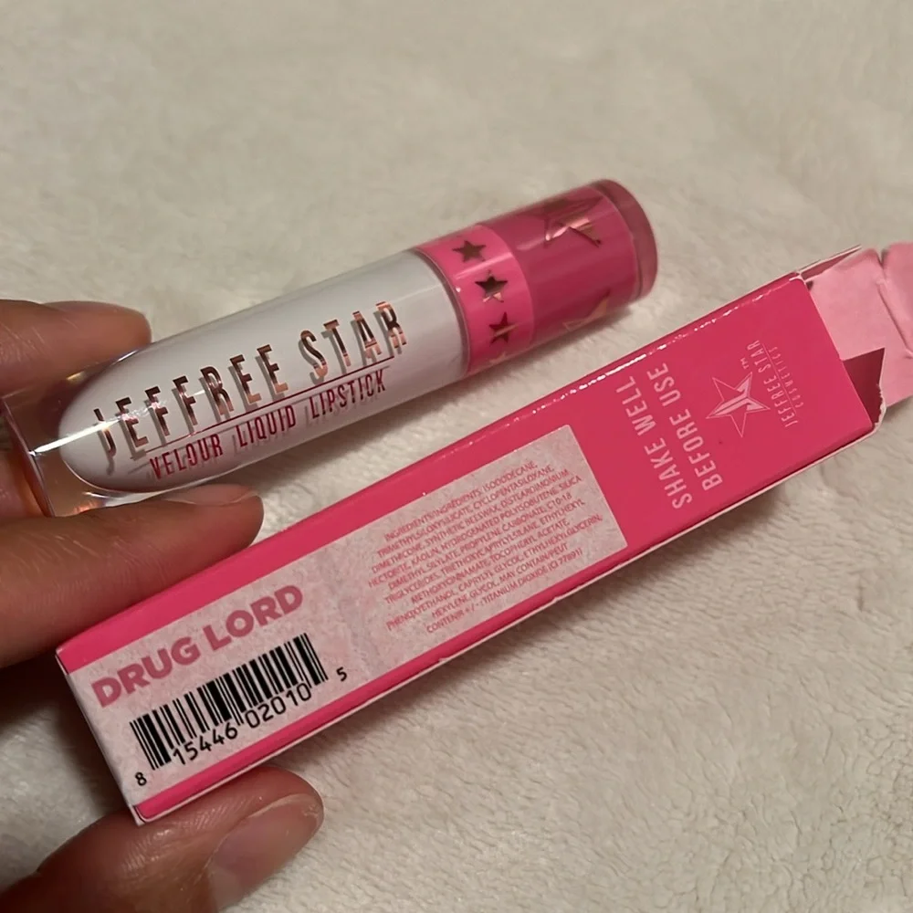 JEFFREE STAR Velour Liquid Lipstick in Drug Lord